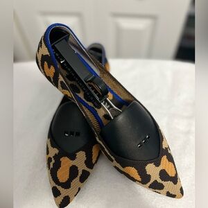 Ladies Rothy’s points